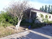 Satılır 4 otaqlı 170 m2 bağ evi Novxanı
