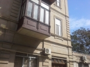 Satılır 1 otaqlı 30 m2 köhnə tikili Sahil m.