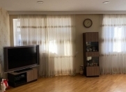 Satılır 4 otaqlı 95 m2 köhnə tikili Həzi Aslanov m.