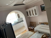 Satılır 4 otaqlı 105 m2 köhnə tikili Montin