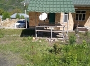 İcarəyə verilir 3 otaqlı 100 m2 bağ evi Qax