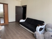 İcarəyə verilir 1 otaqlı 45 m2 yeni tikili İnşaatçılar m.