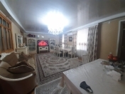 Satılır 3 otaqlı 120 m2 köhnə tikili 9 mkr