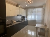 Satılır 3 otaqlı 160 m2 yeni tikili Xutor