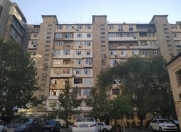 Satılır 4 otaqlı 101 m2 köhnə tikili 8 km