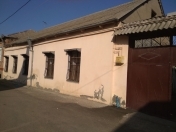 Satılır 5 otaqlı 6 m2 həyət evi Gəncə