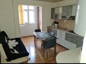 Satılır 5 otaqlı 110 m2 köhnə tikili Y.Günəşli