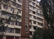 Satılır 4 otaqlı 105 m2 köhnə tikili Hüseyn Cavid parkı