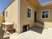 Satılır 3 otaqlı 100 m2 həyət evi Binəqədi