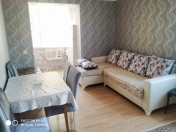 İcarəyə verilir 2 otaqlı 45 m2 köhnə tikili 28 May m.