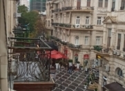 Satılır 4 otaqlı 160 m2 köhnə tikili Sahil m.