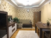 Satılır 4 otaqlı 110 m2 köhnə tikili Yeni Yasamal