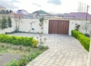İcarəyə verilir 4 otaqlı 150 m2 bağ evi Novxanı