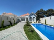 Satılır 4 otaqlı 170 m2 bağ evi Mərdəkan