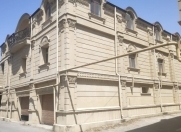 Satılır 10 otaqlı 700 m2 villa Həzi Aslanov