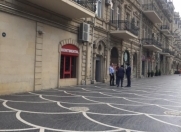 İcarəyə verilir 3 otaqlı 90 m2 köhnə tikili Sahil m.