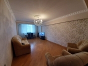 İcarəyə verilir 2 otaqlı 70 m2 köhnə tikili 28 May m.