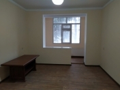 İcarəyə verilir 4 otaqlı 200 m2 obyekt Nəriman Nərimanov m.