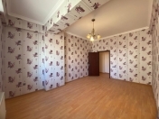 Satılır 2 otaqlı 74 m2 yeni tikili Bayıl