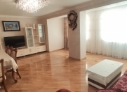 Satılır 5 otaqlı 120 m2 köhnə tikili 8 km