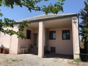Satılır 4 otaqlı 140 m2 həyət evi Hövsan
