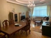 Satılır 4 otaqlı 165 m2 yeni tikili İnşaatçılar m.