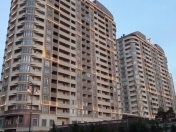 Satılır 4 otaqlı 211 m2 yeni tikili AMAY