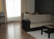 İcarəyə verilir 3 otaqlı 106 m2 yeni tikili Əhmədli