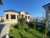 Satılır 4 otaqlı 185 m2 bağ evi Mərdəkan