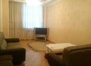 Satılır 3 otaqlı 117 m2 yeni tikili Gənclik m.