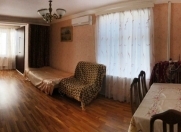 Satılır 1 otaqlı 33 m2 köhnə tikili Yasamal r.