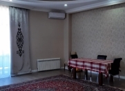 Satılır 3 otaqlı 180 m2 yeni tikili Nizami m.