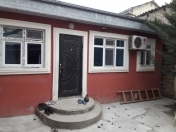 İcarəyə verilir 3 otaqlı 80 m2 həyət evi Bakıxanov