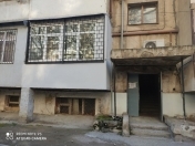 Satılır 3 otaqlı 70 m2 köhnə tikili 28 Mall