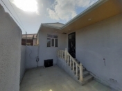 Satılır 3 otaqlı 80 m2 həyət evi Binəqədi