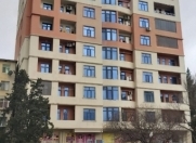Satılır 2 otaqlı 76 m2 yeni tikili Memar Əcəmi m.