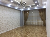 Satılır 3 otaqlı 130 m2 yeni tikili Əhmədli