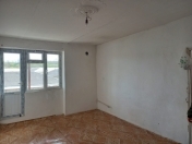 Satılır 2 otaqlı 57 m2 köhnə tikili Quba