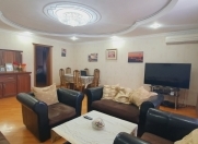 Satılır 4 otaqlı 80 m2 köhnə tikili Hərbi Hospital