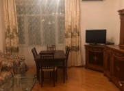 İcarəyə verilir 3 otaqlı 85 m2 köhnə tikili Hilton otel