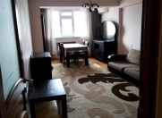 Satılır 2 otaqlı 60 m2 köhnə tikili Milli Məclis