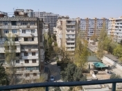 Satılır 3 otaqlı 87 m2 köhnə tikili Gənclik m.