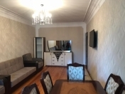 Satılır 3 otaqlı 92 m2 köhnə tikili 9 mkr