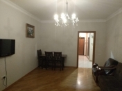 İcarəyə verilir 3 otaqlı 90 m2 yeni tikili Gənclik m.