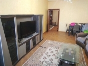 İcarəyə verilir 3 otaqlı 120 m2 yeni tikili 28 May m.