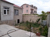 Satılır 3 otaqlı 300 m2 həyət evi Saray