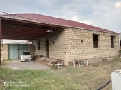 Satılır 4 otaqlı 700 m2 həyət evi Gəncə
