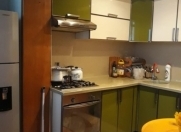 Satılır 4 otaqlı 100 m2 köhnə tikili Qara Qarayev m.