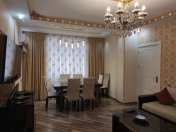 Satılır 4 otaqlı 116 m2 yeni tikili İnşaatçılar m.