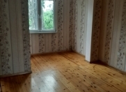 Satılır 2 otaqlı 40 m2 köhnə tikili 1 mkr